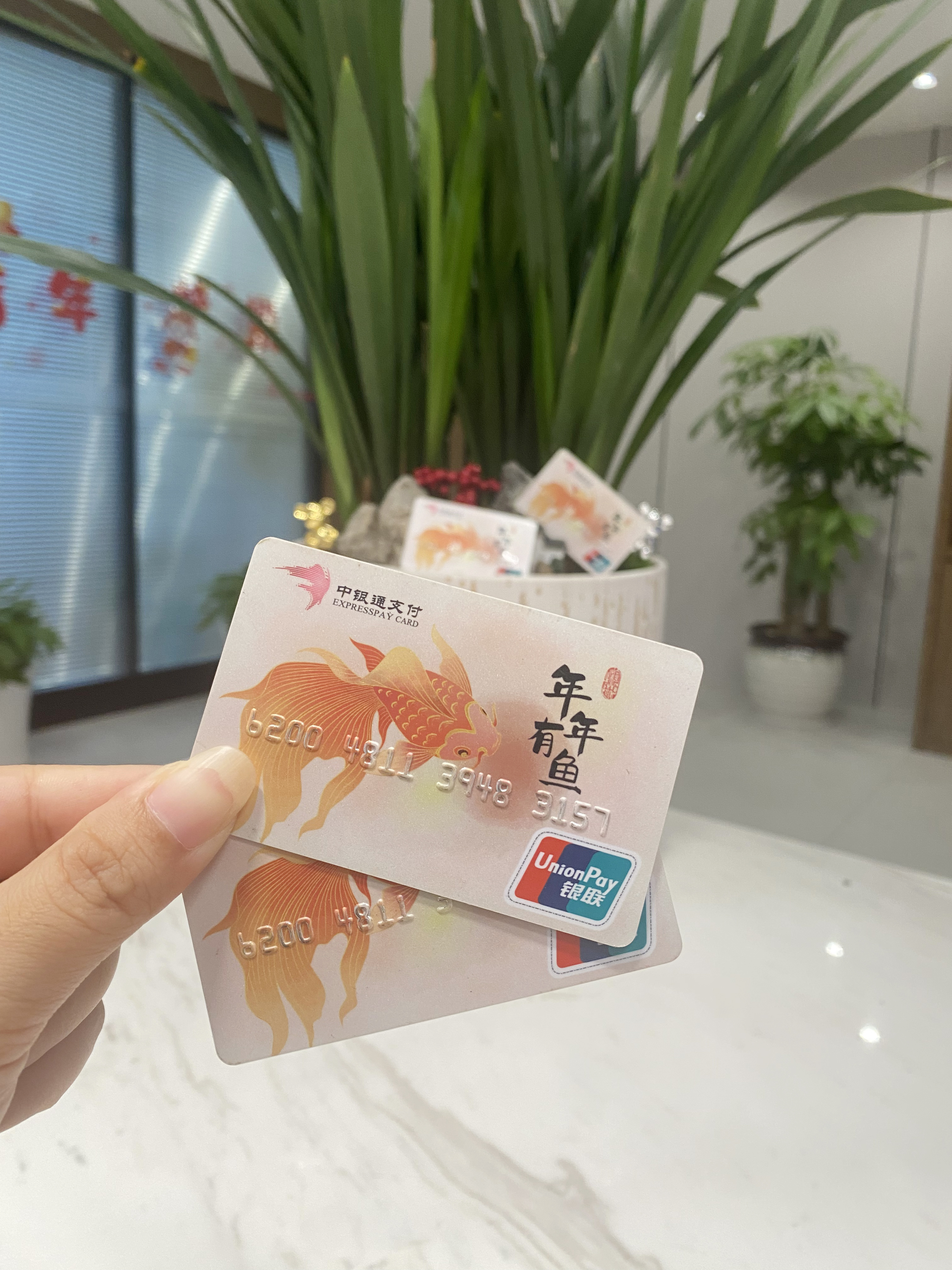 郑州急用钱医保卡余额回收联系方式(急用钱社保怎么搞出钱来)