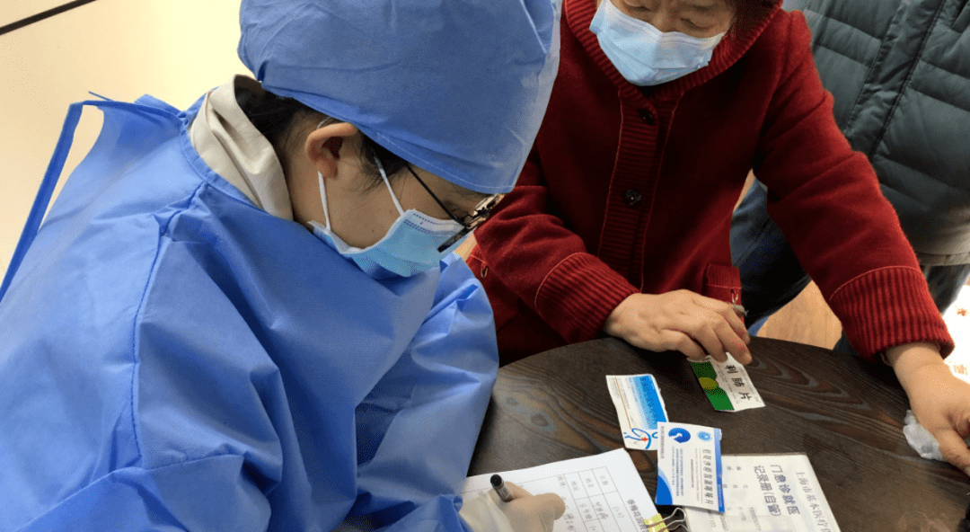 郑州24小时套医保卡回收商家(急用钱24小时医保提取)